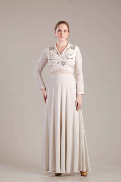 Ivory White Gown - Sakshi Narula